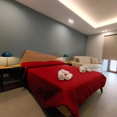 Chiazzannintra Guest house *